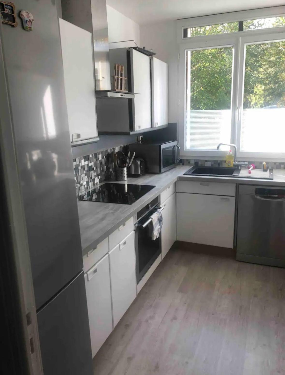 Une Chambre Dans Un Appartement Ablon-sur-Seine Buitenkant foto